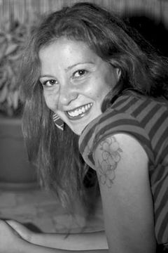 Carolina Felline interpreta Mara