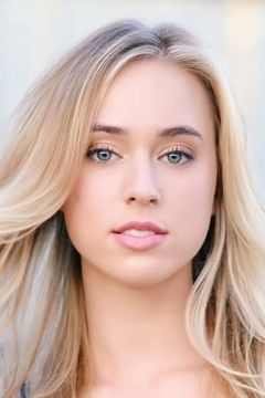 Taylor Ashley Murphy interpreta Candace