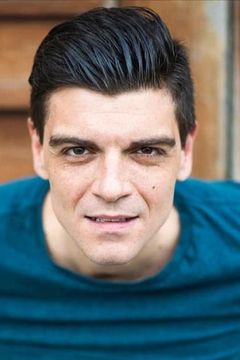 Davide Gagliardi interpreta Barman