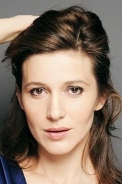 Caroline Ducey interpreta Marie Franquin