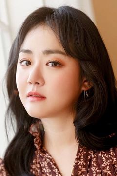 Moon Geun-young interpreta Doraemon