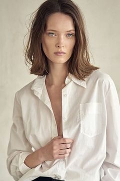 Mildred Gustafsson interpreta Barbara
