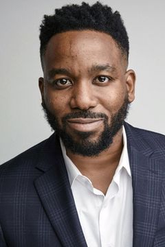 Clinton Lowe interpreta Officer Dyson