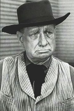 Paul Kruger interpreta Extra (uncredited)