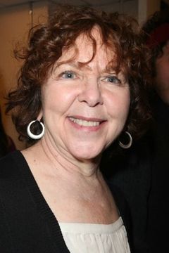 Kathryn Grody interpreta Crystal Eastman