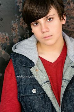 Alex Madera interpreta Homeless Child (uncredited)