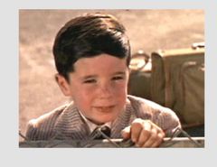 Michael Wellman interpreta Toby Fields