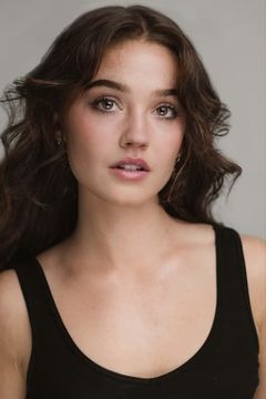Ryann Bailey interpreta Lana Kent