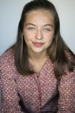 Annabel Wolf interpreta Abbey Tansy