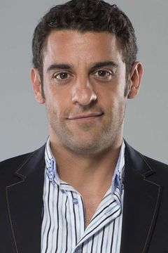Dağhan Külegeç interpreta Mete Uyar