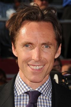 Steve Nash interpreta Self