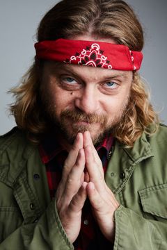 Thomas Blake Jr. interpreta Fringe Father