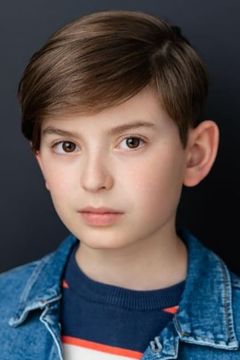 Benjamin Jacobson interpreta Blindfolded Boy