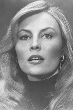 Cornelia Sharpe interpreta Girl at Party (uncredited)