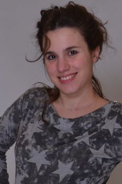 Lisa Spurio interpreta Carole 22 ans