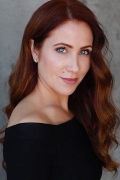 Miranda Frigon interpreta Janice Wayne