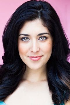 Tara Joshi interpreta Tessa