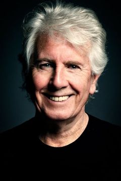 Graham Nash interpreta Himself