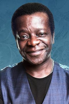 Stephen K. Amos interpreta Conductor