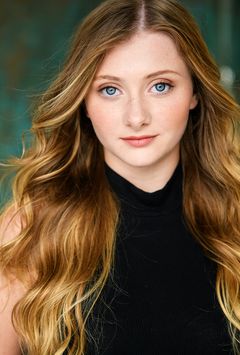 Julia Jordan interpreta Mandy