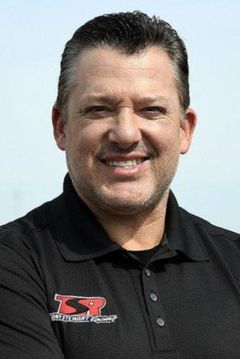 Tony Stewart interpreta Tony Stewart
