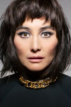 Josie Ho interpreta Li Fai's Sister