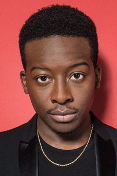 Brandon Micheal Hall interpreta Miles Finer