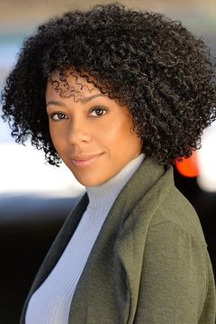 Tamara Austin interpreta Sally