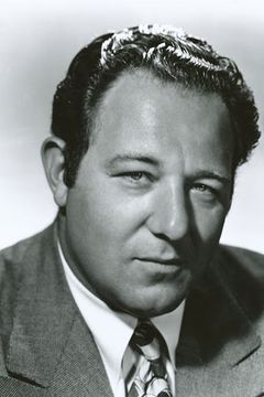Alan Reed interpreta Charbonneau
