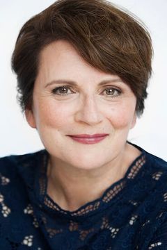 Marie-Thérèse Fortin interpreta Elaine (as Marie-Therese Fortin)