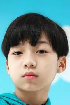 Suphach Tawsagun interpreta Young Chan
