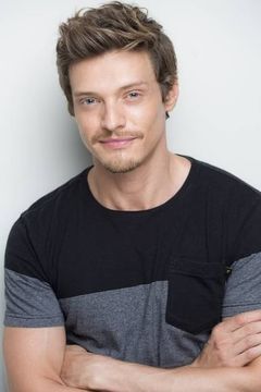 Pierre Baitelli interpreta Natanael