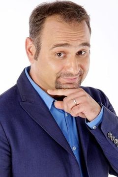 Adrian Văncică interpreta Gelu