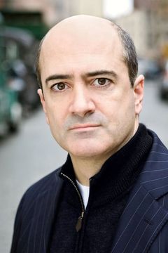 Matt Servitto interpreta Handsome Client