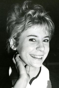 Maud Hansson interpreta Witch