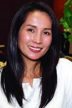 May Chin interpreta Wei-Wei