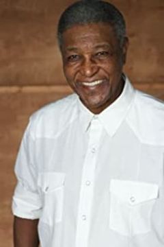 David McKnight interpreta Bishop Tutu