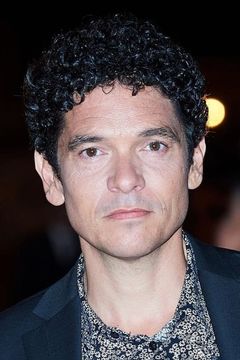 Pablo Molinero interpreta Turri