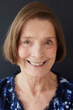 Philippa Urquhart interpreta Janice