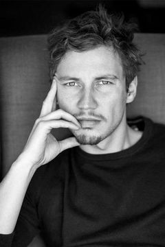 Jonathan Cardonnel interpreta Fabien Honorat