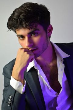 Ismael Abadal interpreta Lucas