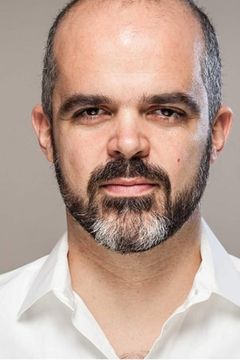 Paco Lozano interpreta Judge