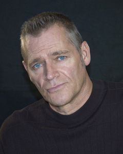 Bruce Gregory interpreta Randy (uncredited)