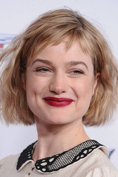 Alison Sudol interpreta Queenie Goldstein