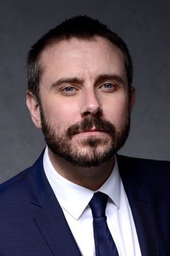Jeremy Scahill interpreta Self