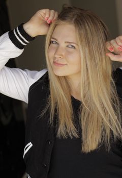 London Freeman interpreta Kid by the Dock (uncredited)