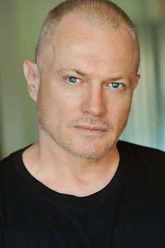 Ross Kettle interpreta Jeffrey Conrad