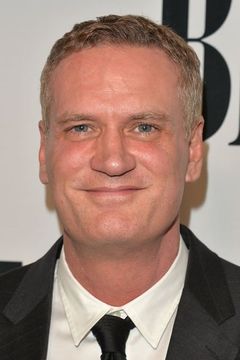 John Ottman interpreta Confused Tech