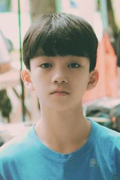 Liu Ruogu interpreta Young Luke