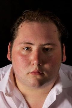 Liam Fleming interpreta Kevin